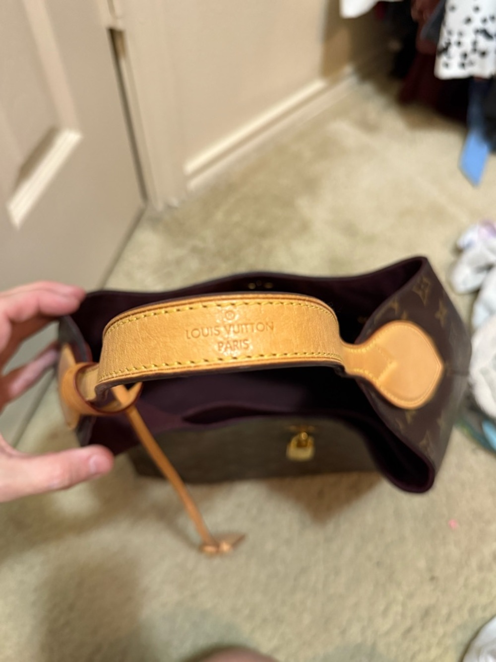 Louis Vuitton Monogram Canvas Hobo Shoulder Bag in Brown and Tan - Picture 4 of 8